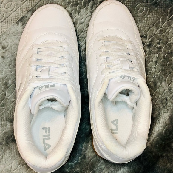 FILA MACHU WOMENS FAUX LEATHER FITNESS CASUAL SNEAKERS - Picture 9 of 11